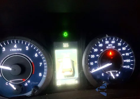 2016 Toyota Sienna Xle z USA, uszkodzony, nr VIN 5TDDK3DC4GS142599